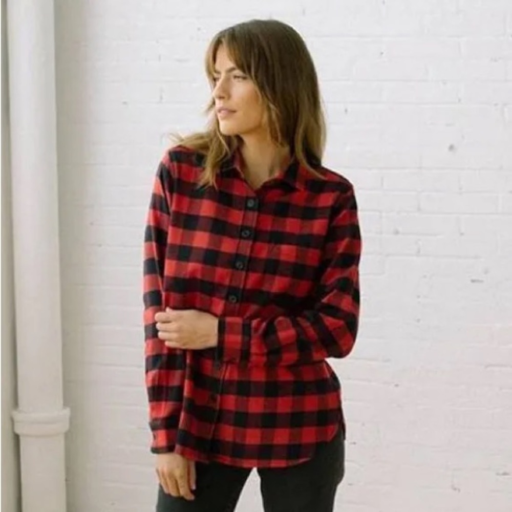 XS Tradlands Arapahoe red buffalo plaid flannel